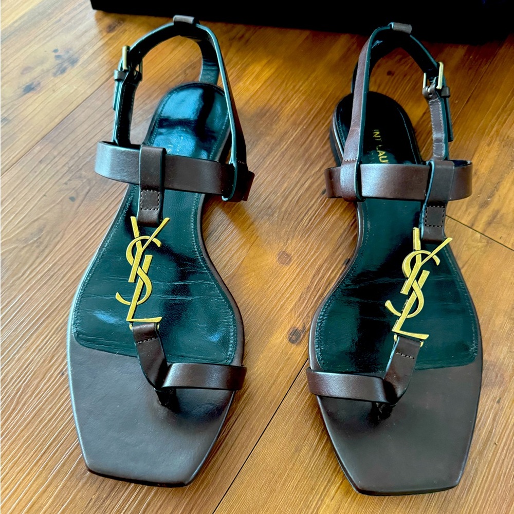Saint Laurent Casandra toe YSL sandals